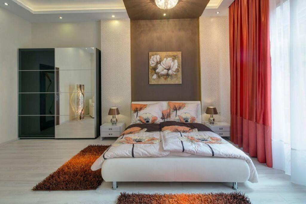 Super Central Apartment Budapest Bagian luar foto